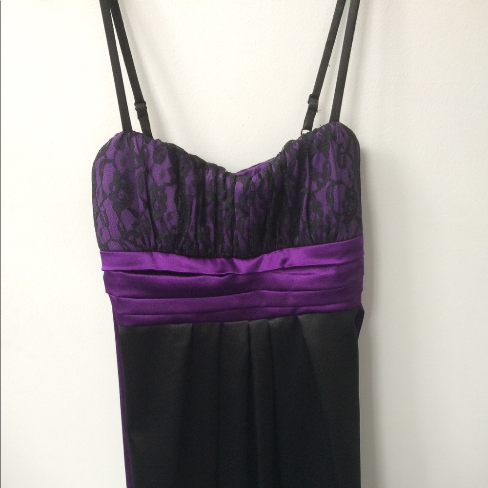 Short party dress. Size 5
